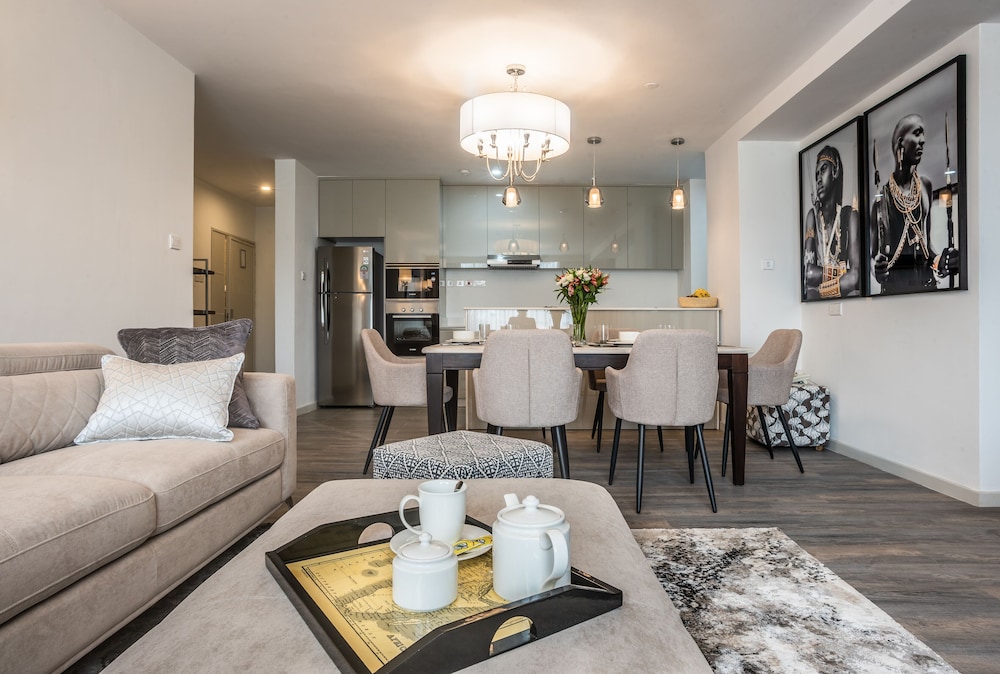 Luxury Apartment, 4 Bedrooms