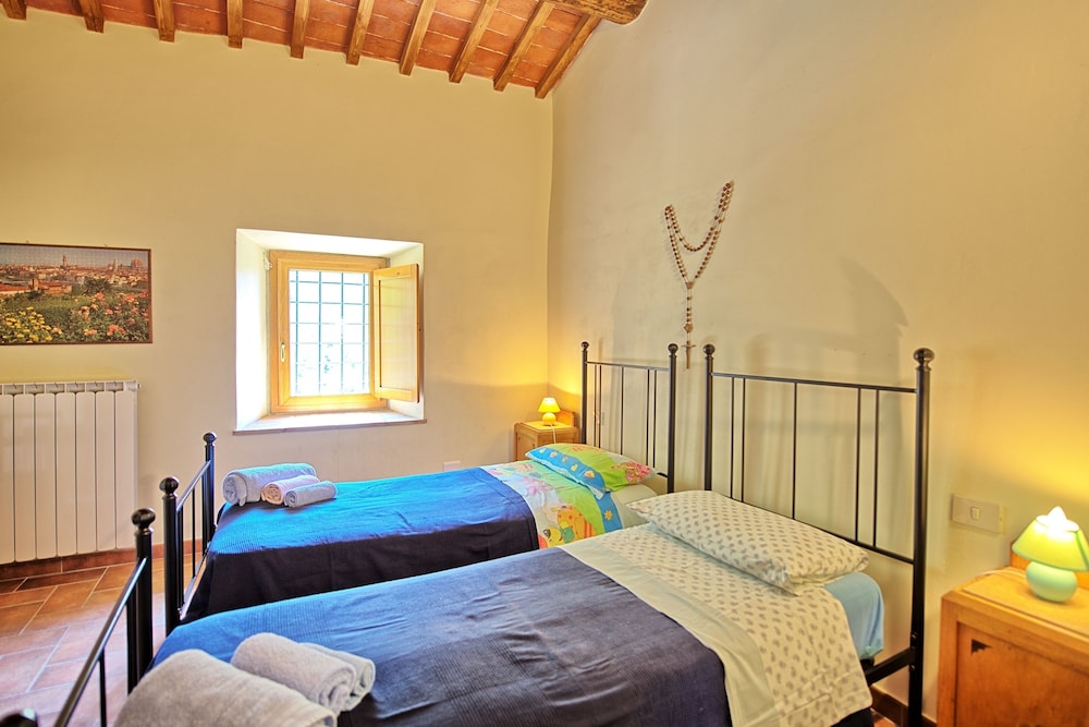 Panoramic Villa, 6 Bedrooms (Poggio Conca) photo 1