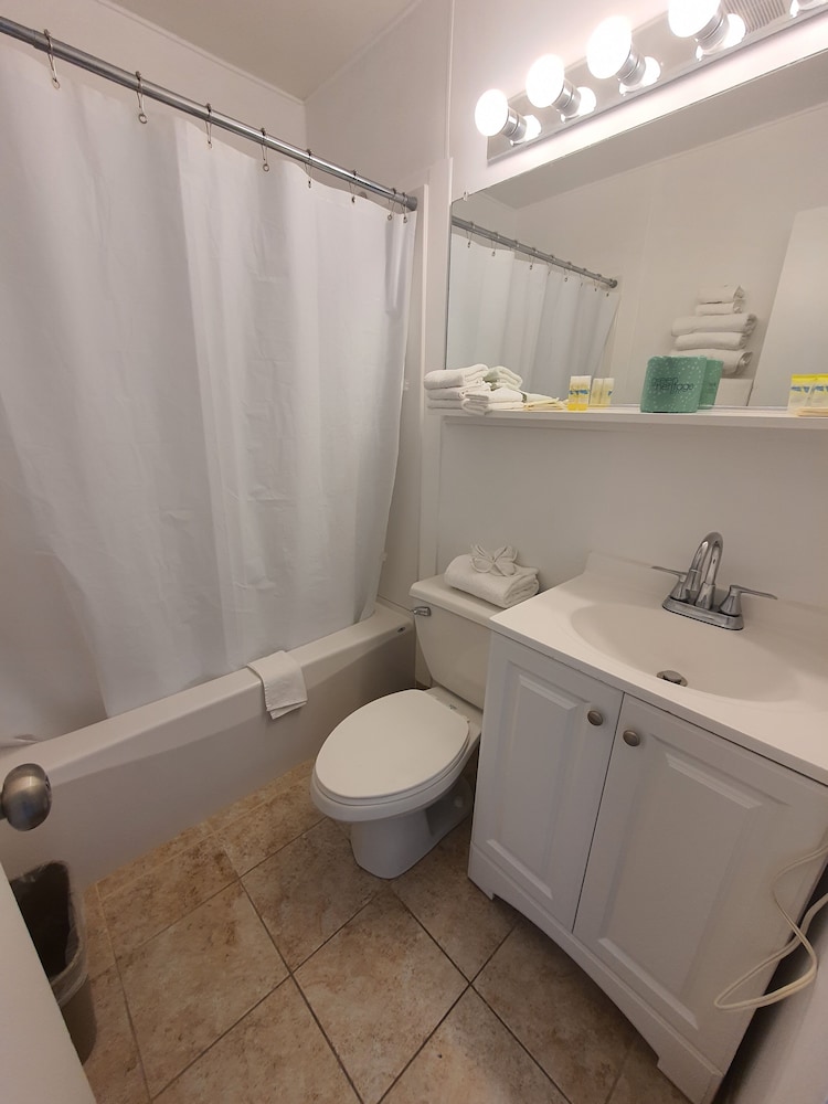 Family Apartment, 2 Bedrooms, 2 Bathrooms, Ocean View (Full Kitchen) photo 3