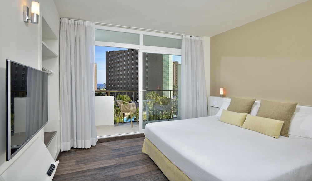 Sol Family Suite