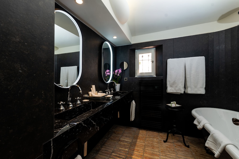 Panoramic Suite, Valley View - Photo 3