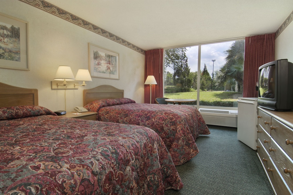 Basic Double Room photo 1