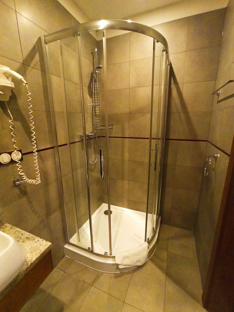 Business Triple Room, 3 Twin Beds photo 3