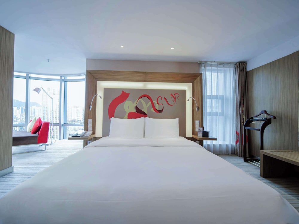 Premier Suite - Photo 1