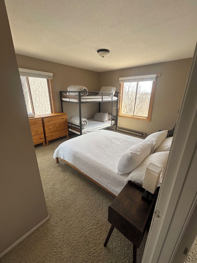 Family Apartment, 2 Bedrooms, Lake View, Lakeside