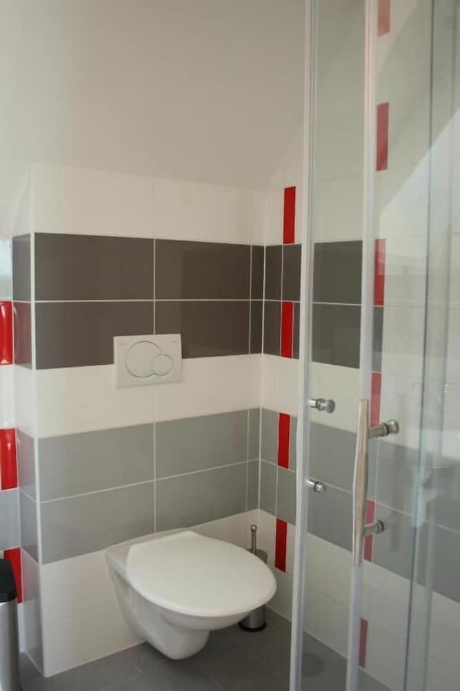 Apartment, 1 Bedroom, Kitchenette, Garden View photo 3