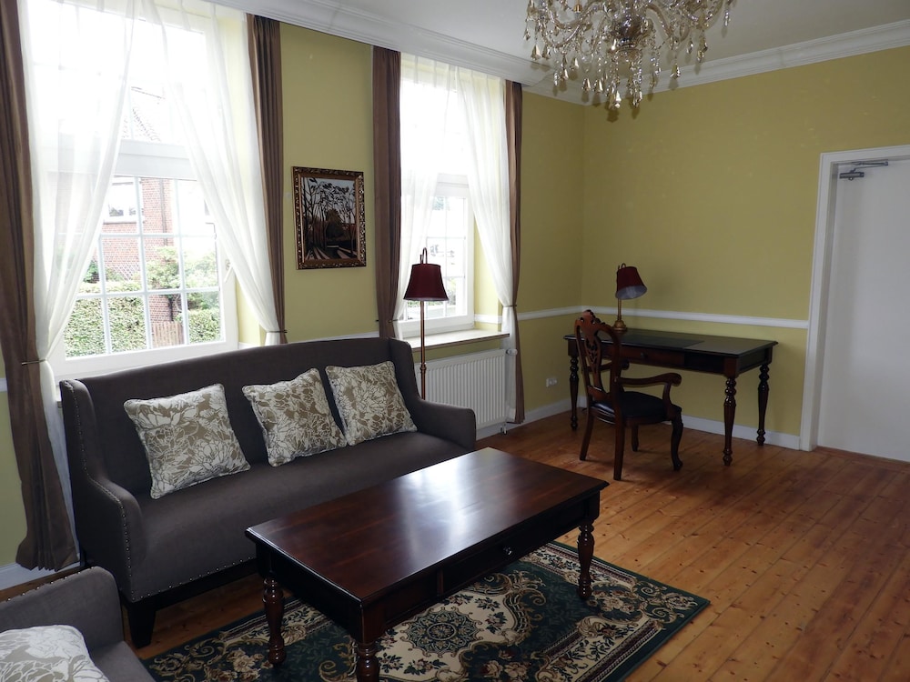 Exclusive Suite photo 2