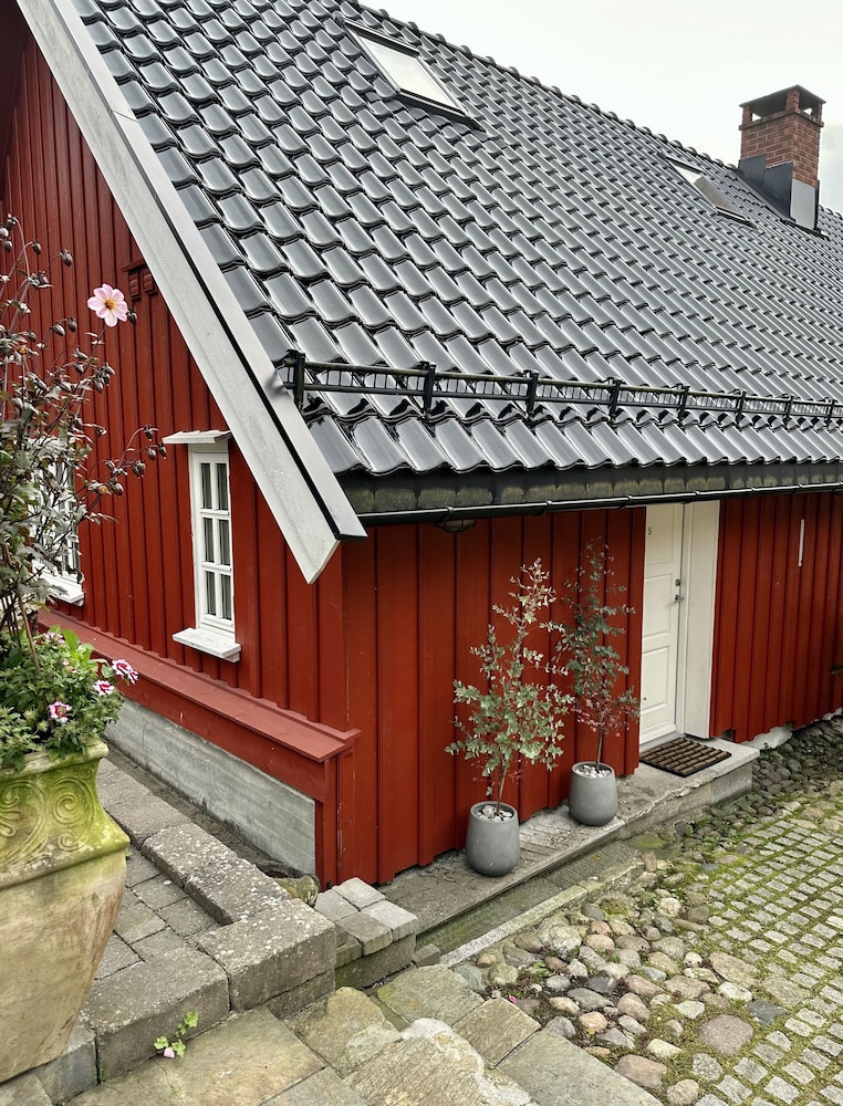Basic Duplex photo 2