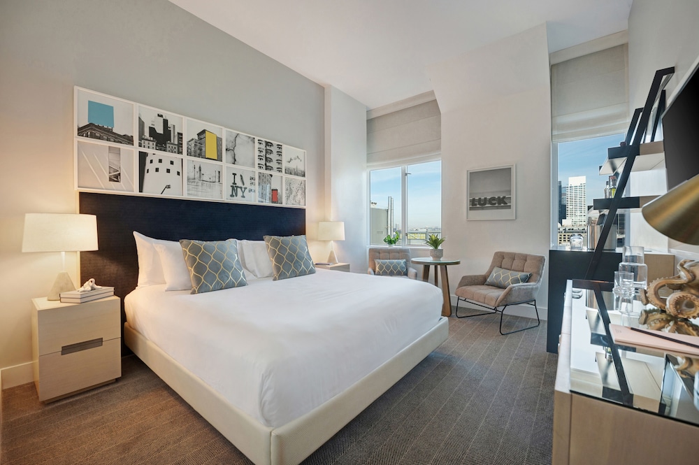 Premier Room, 1 King Bed