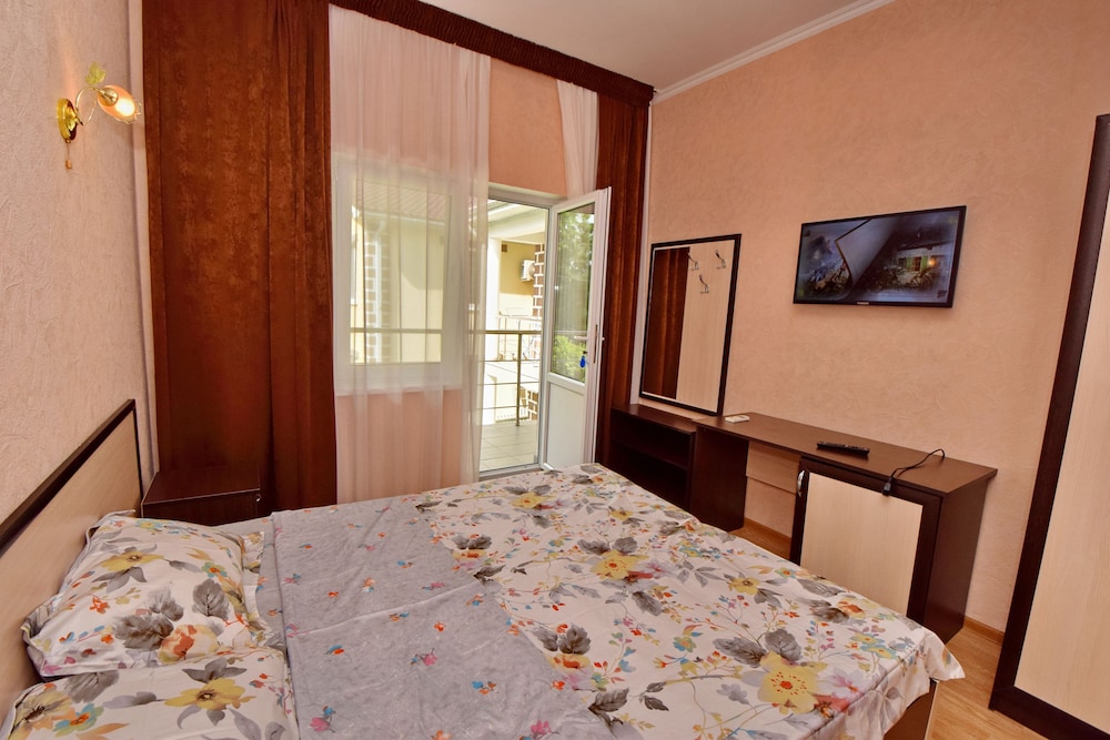 Standard Twin Room, Garden View photo 1