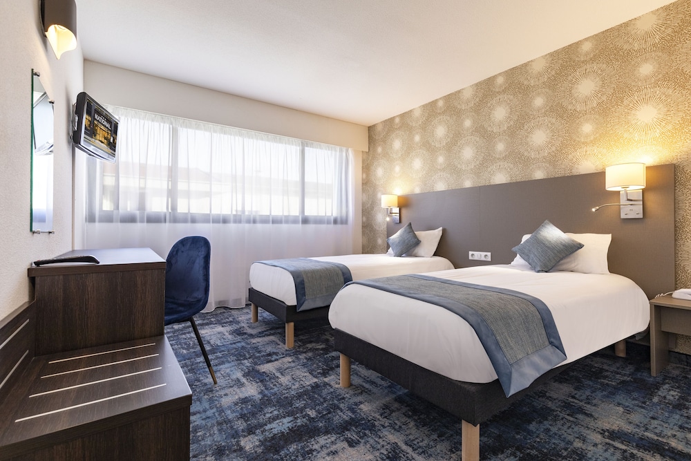 Twin Room - Photo 1