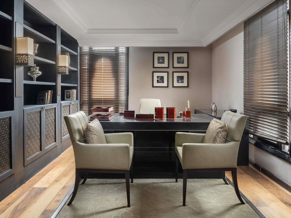 Suite, 1 King Bed (Imperial - Harram Partial View)