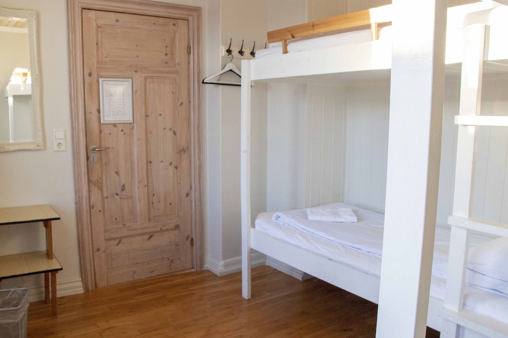 Quadruple Room, Shared Bathroom (Bunk Beds) photo 1