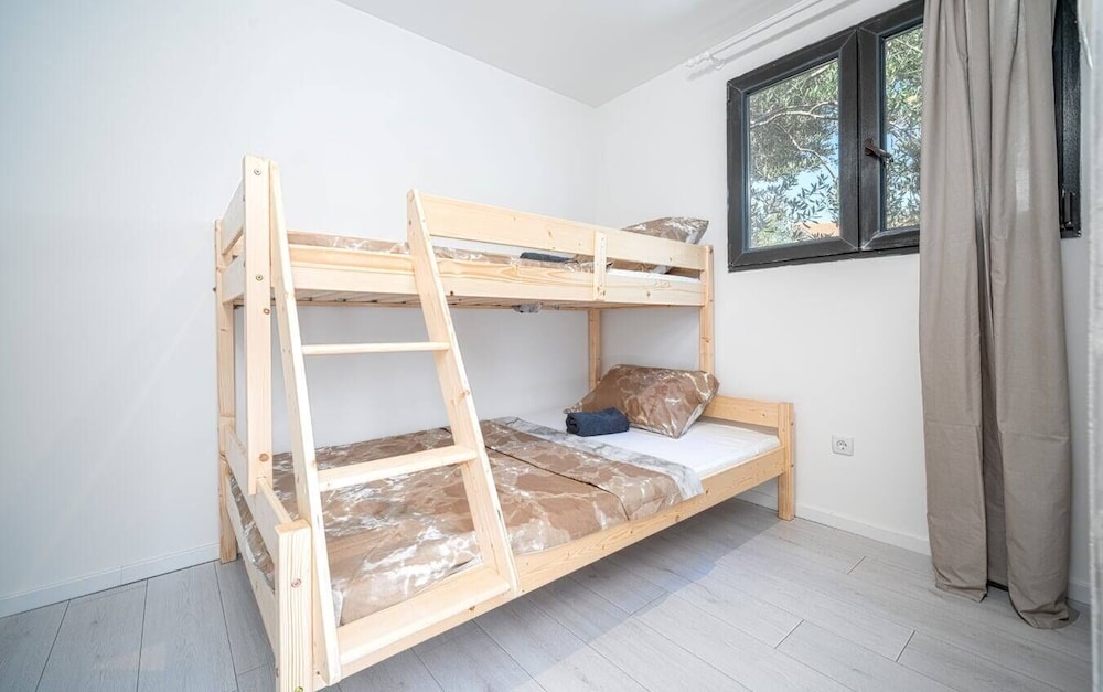 Mobile Home, 2 Bedrooms (Natasa)