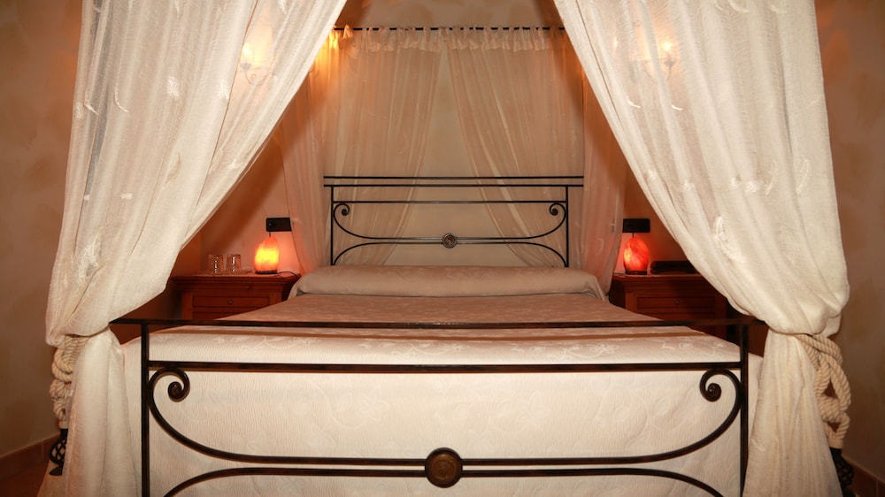 Suite, Valley View photo 2