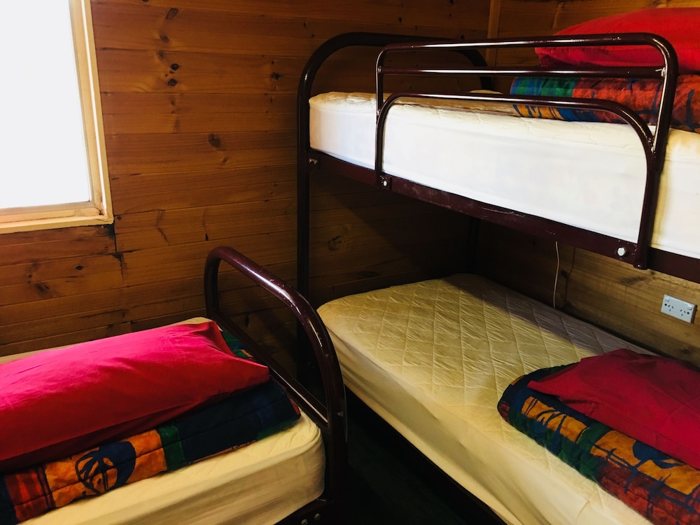 Panoramic Cabin, 4 Bedrooms, 2 Bathrooms, Lake View photo 1