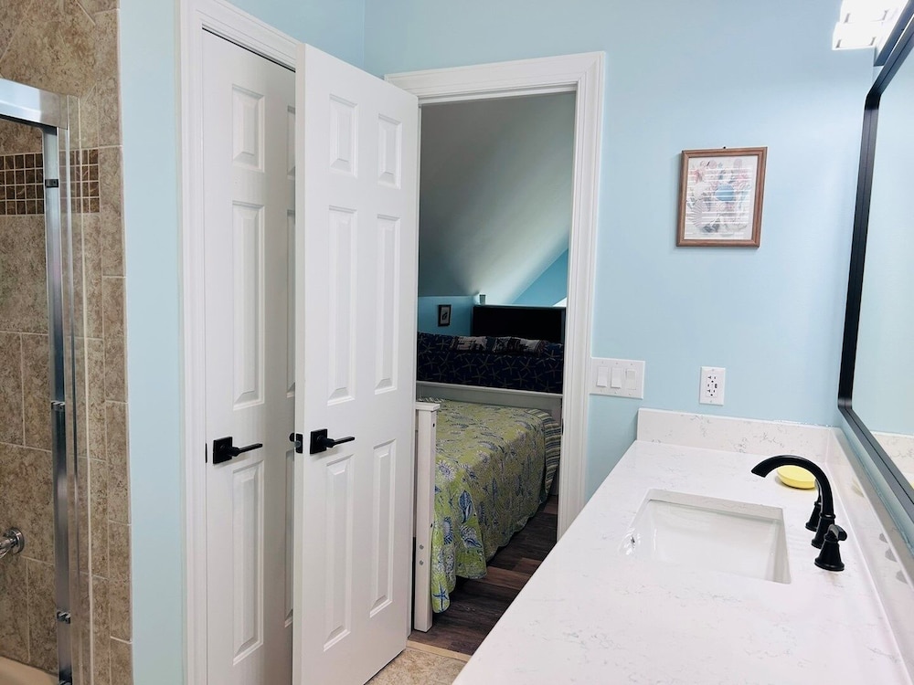 House, 4 Bedrooms photo 2