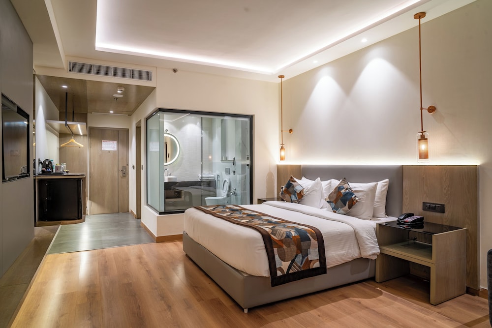 Club Double Room - Photo 1