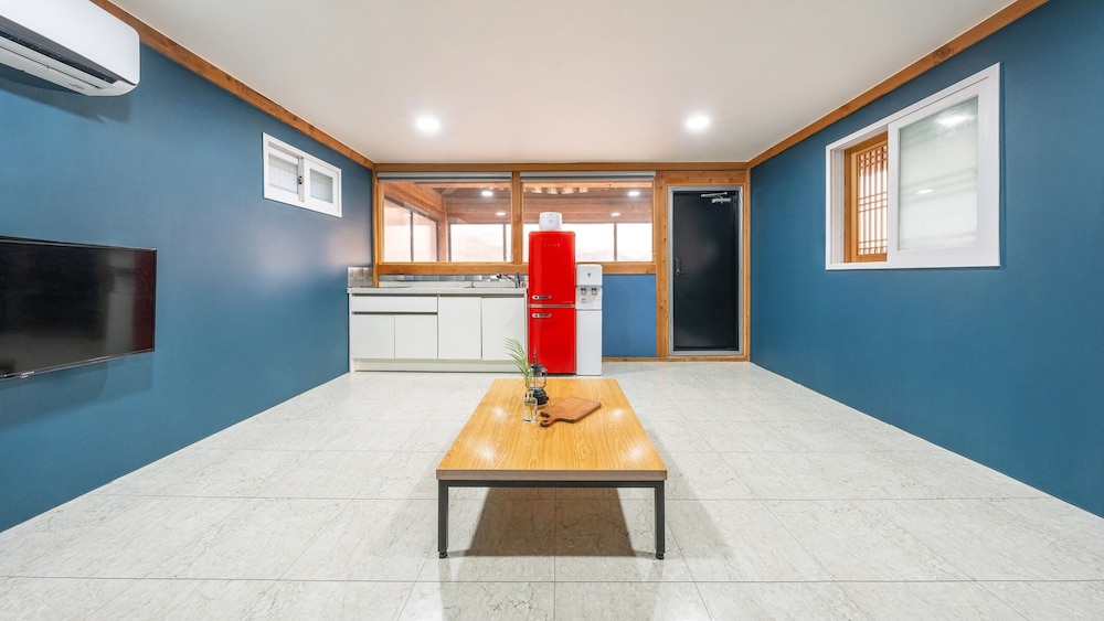 Basic Room, 1 Bedroom (Room Maru 4)