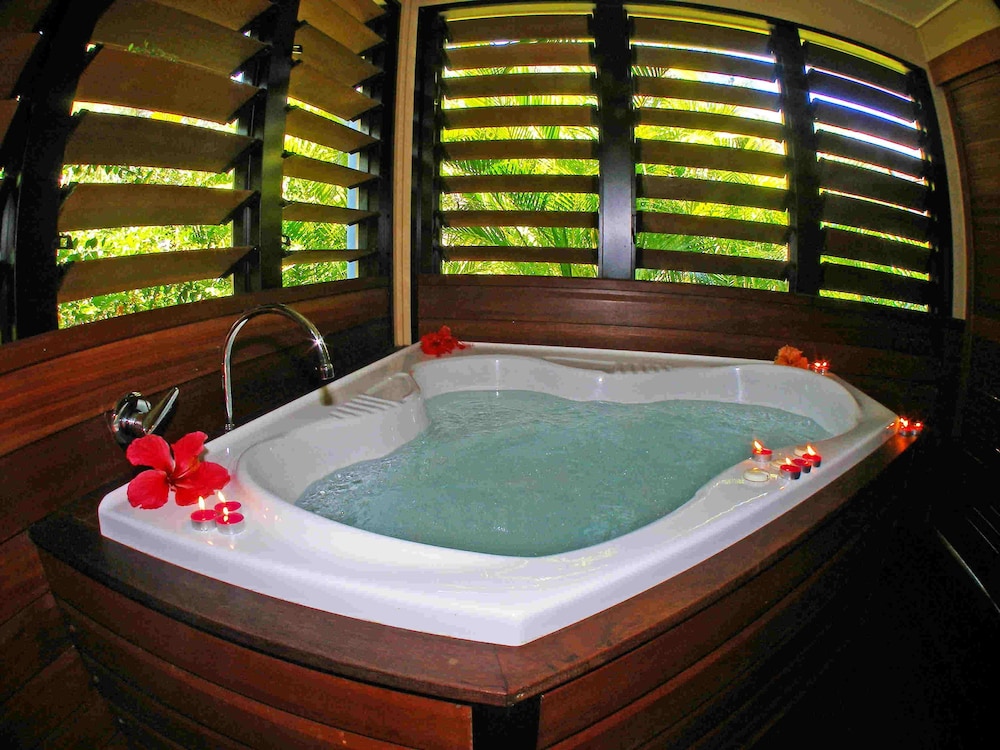 Villa photo 2