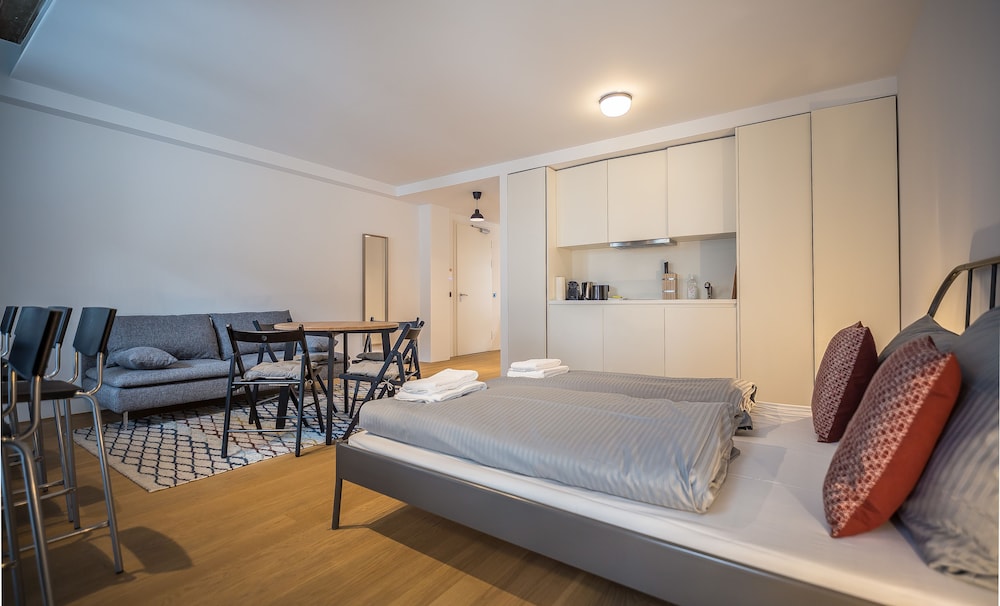 Apartment with 2 Bed Rooms photo 3
