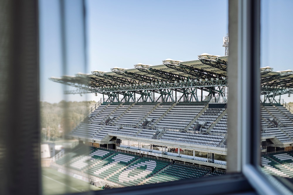 Executive Suite Stadium View photo 3