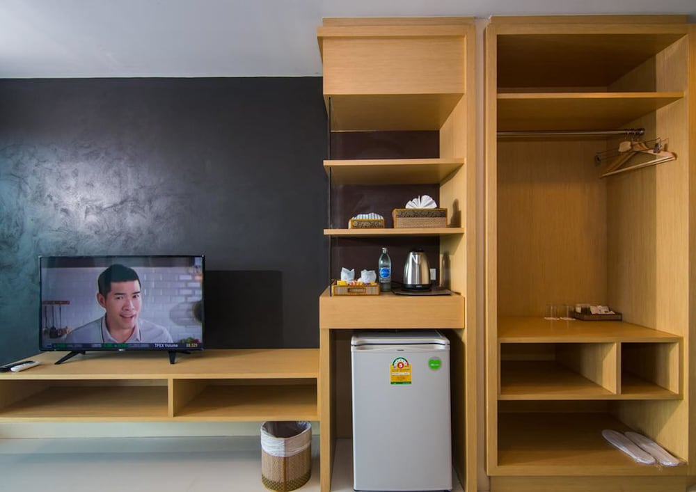 Standard Twin Room - Photo 3