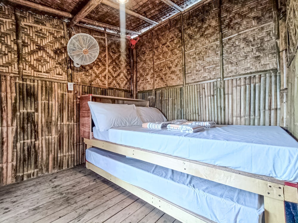 Basic Cabin photo 1