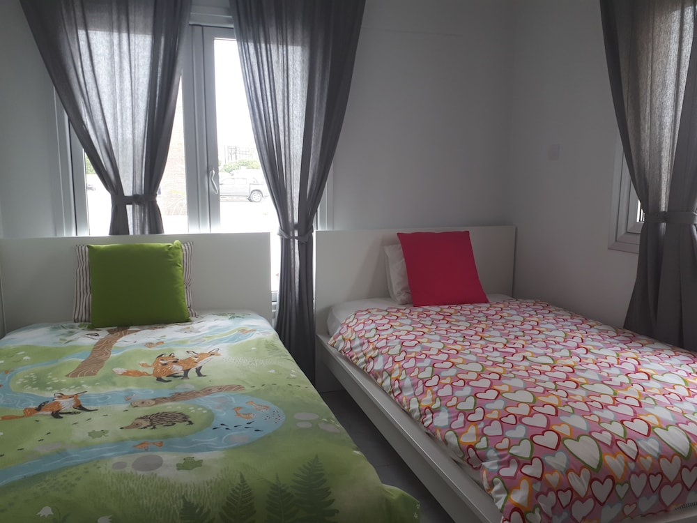 Family Apartment, 2 Bedrooms photo 3