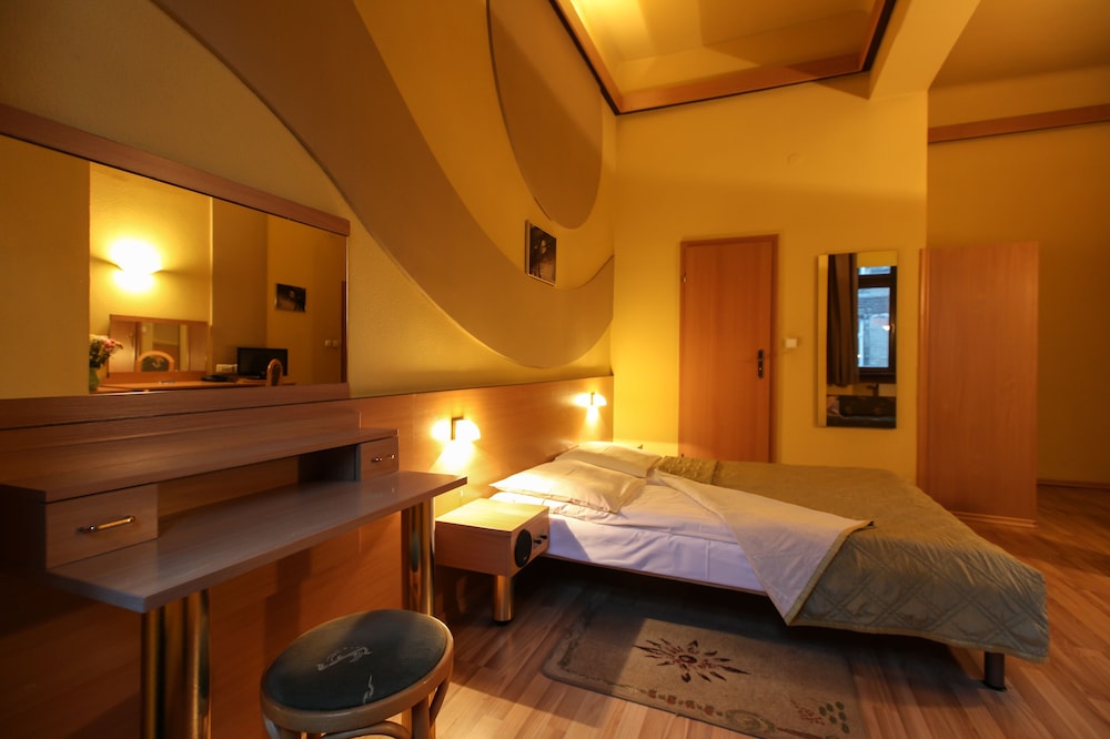 Triple Room - Photo 3