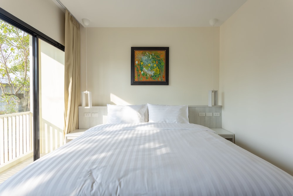 Deluxe Room (1 Bed) photo 1