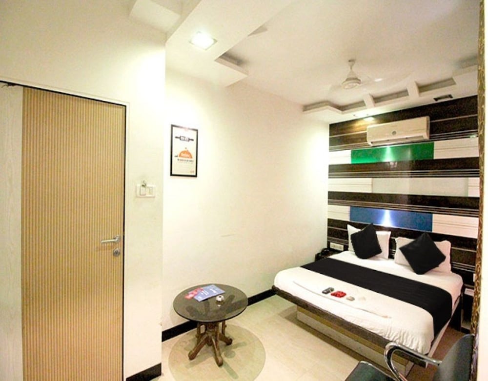 Standard Single Room, Non Smoking, Private Bathroom