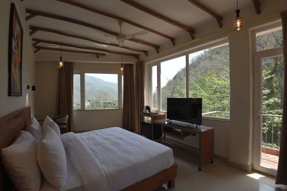 Luxury Room, Balcony, Mountain View