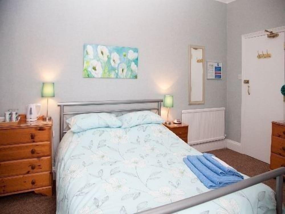Double Room, 1 King Bed, Ensuite photo 1