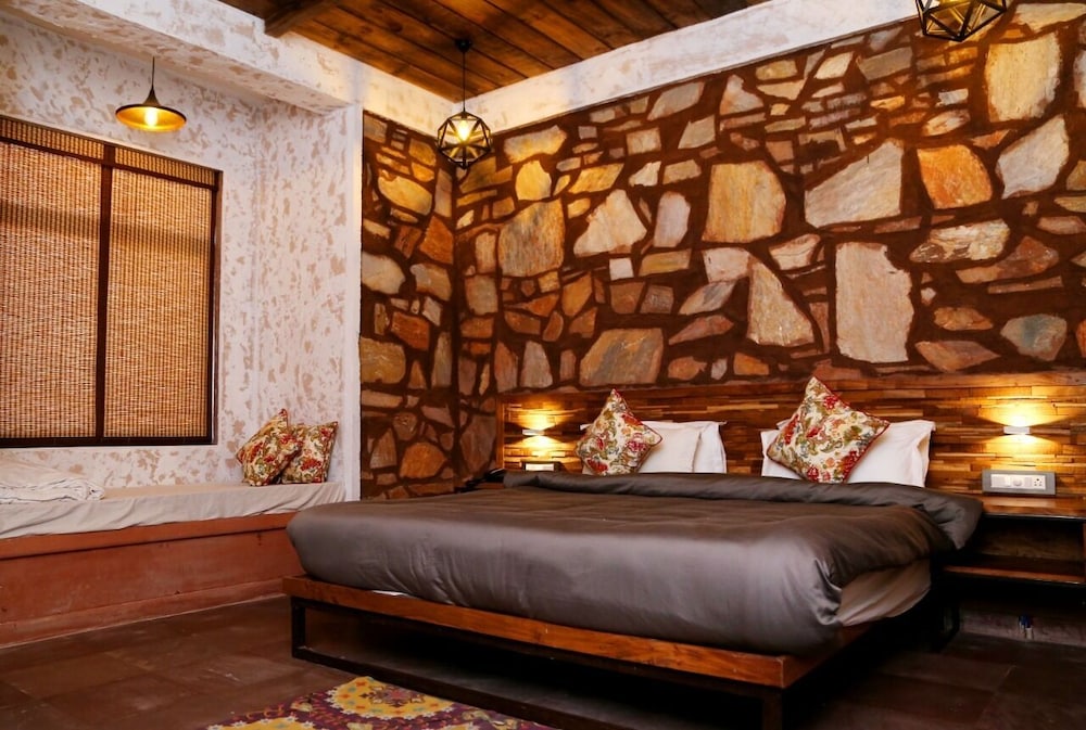 Luxury Room, 1 Double Bed, Pool Access