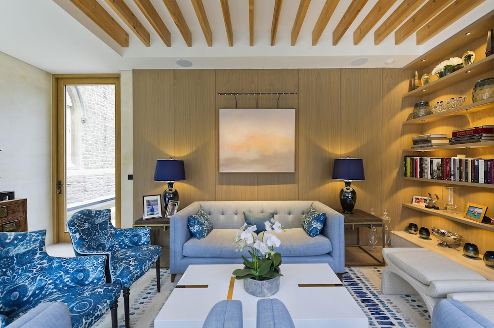 Stunning 5 bed Fulham Home w Indoor Pool Sauna and Private Garden, Photo 16