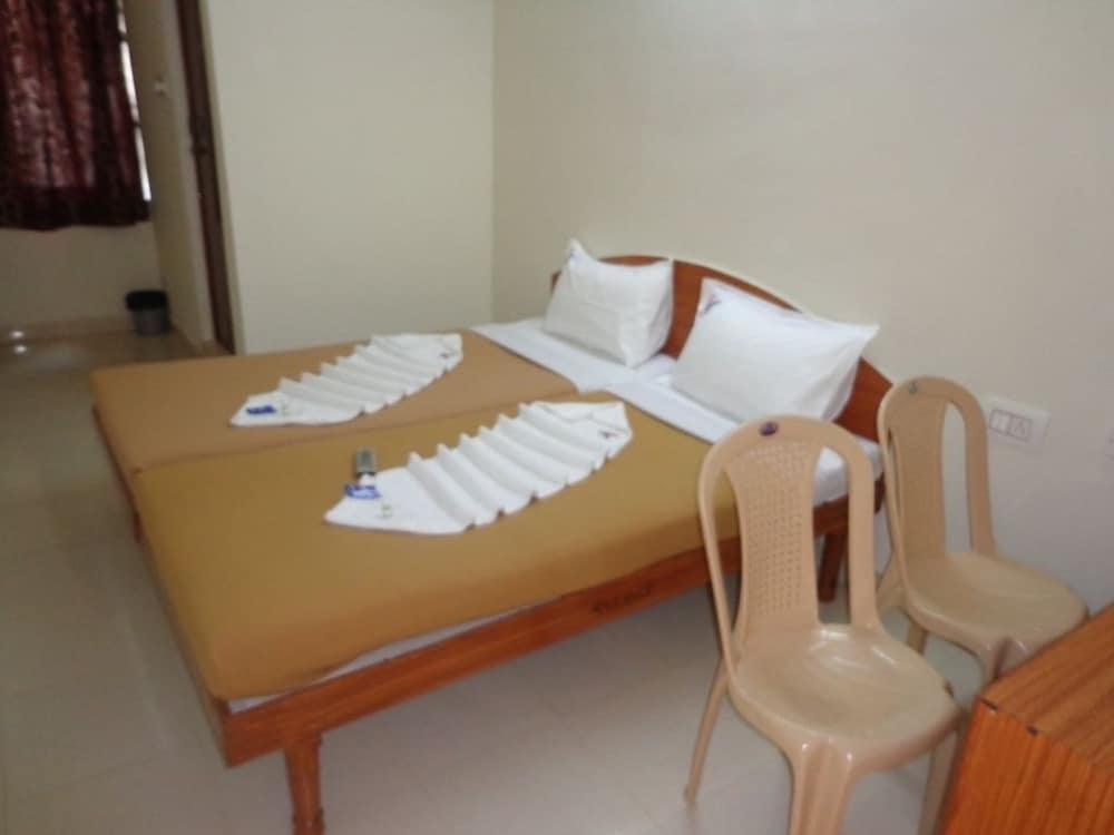 Super Deluxe A/C Room