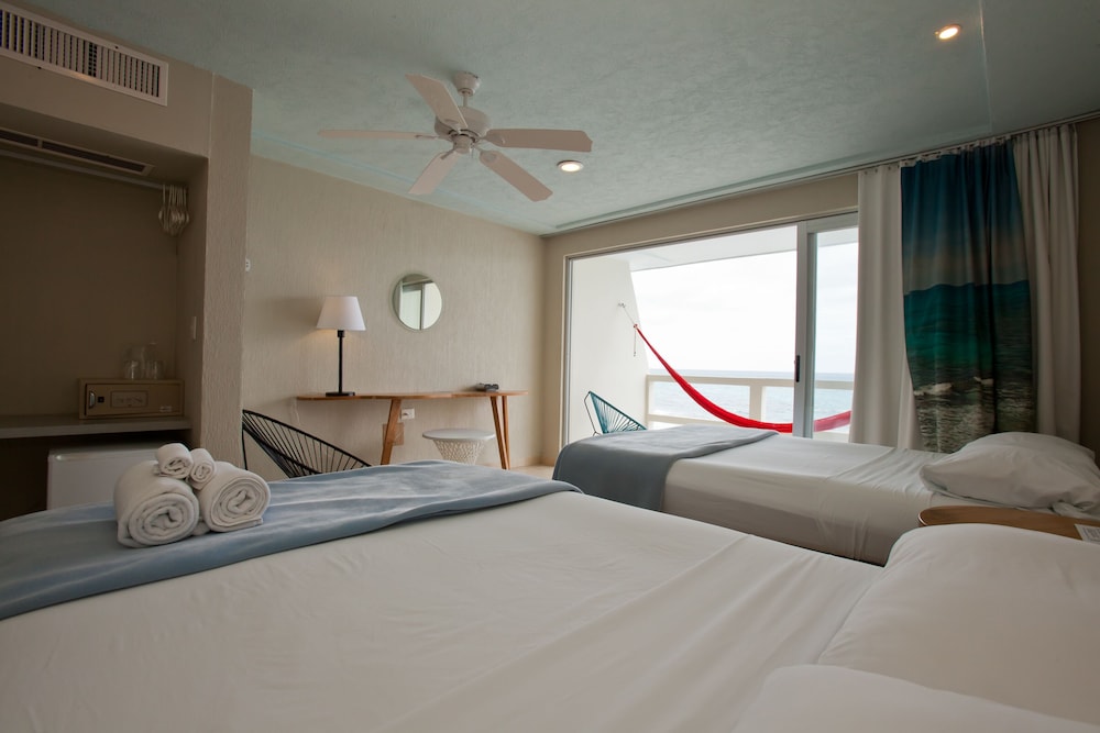Double Room, Ocean View - Photo 10