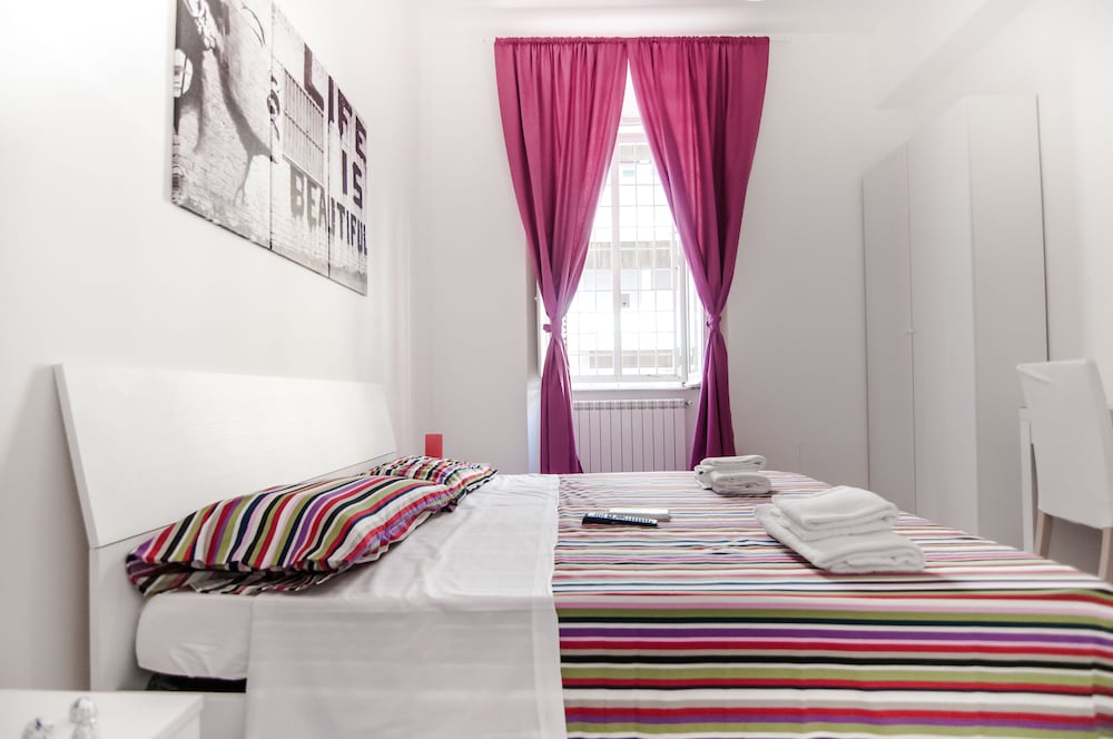 Room, 2 Queen Beds, Non Smoking - Photo 3