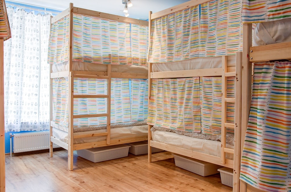 Basic Shared Dormitory, Men only, Non Smoking (8 guests)