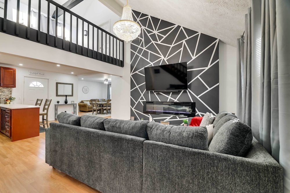House (4 Bedrooms) photo 1