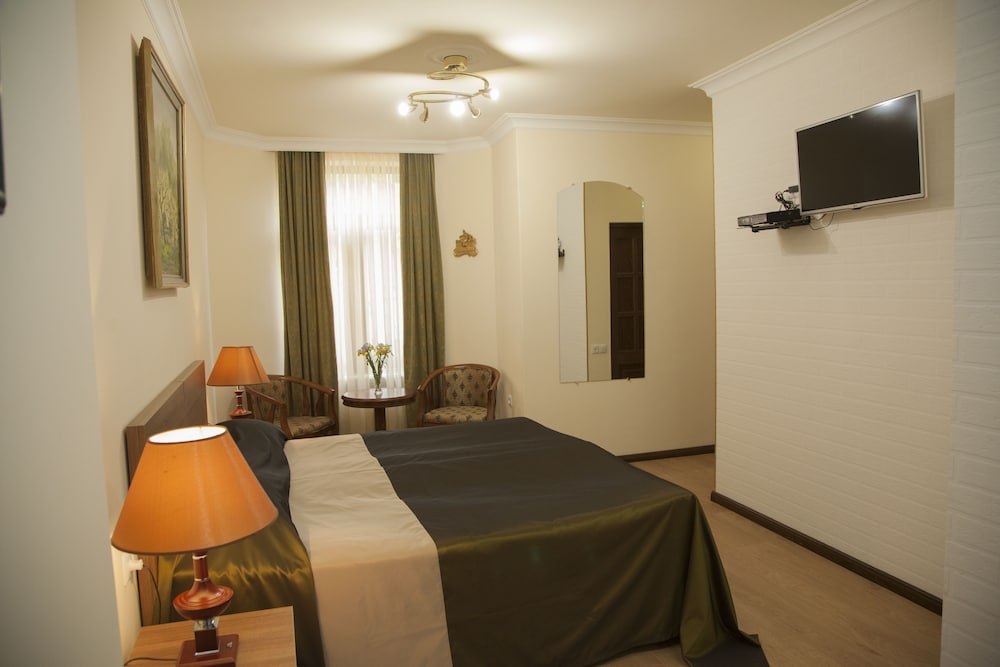 Premium Triple Room, Multiple Beds photo 2