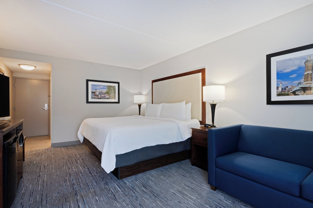 Suite, 1 King Bed, River View (Additional Living Area) - Photo 5