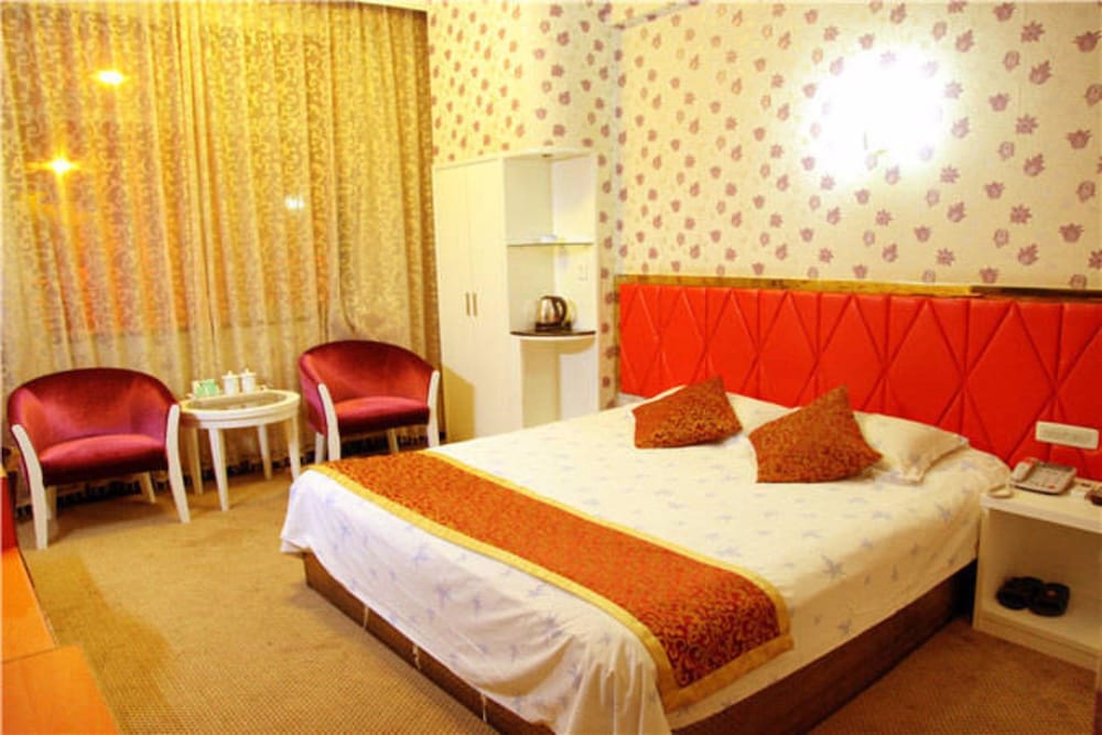 Standard Double Room photo 2