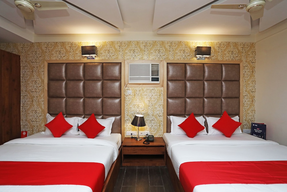 Suite, 1 King Bed photo 2