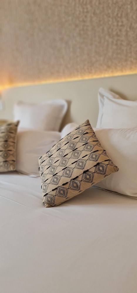 Deluxe Double Room, City View - Photo 24