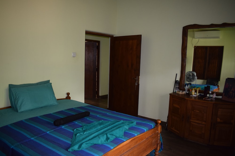 Family Bungalow, 4 Bedrooms, Non Smoking photo 2