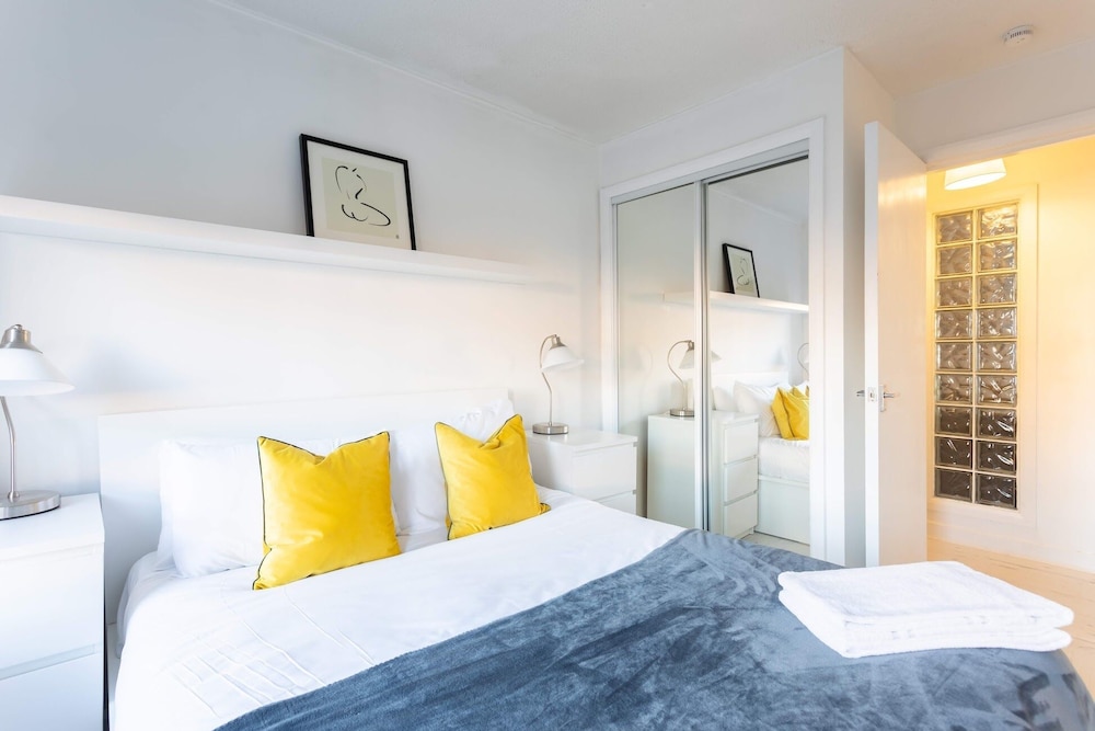 Basic Apartment, Private Bathroom