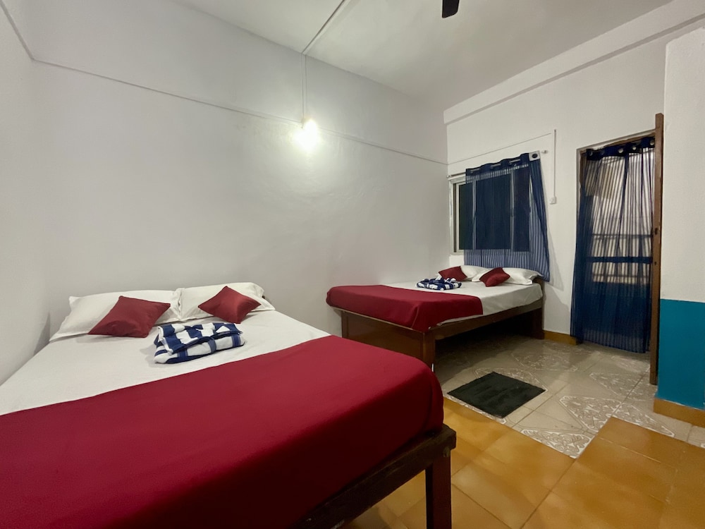 Family Double Room, Balcony, City View photo 1