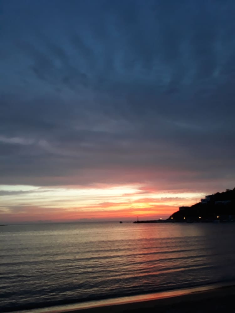 Basic Double Room, 1 Double Bed, Partial Sea View photo 3
